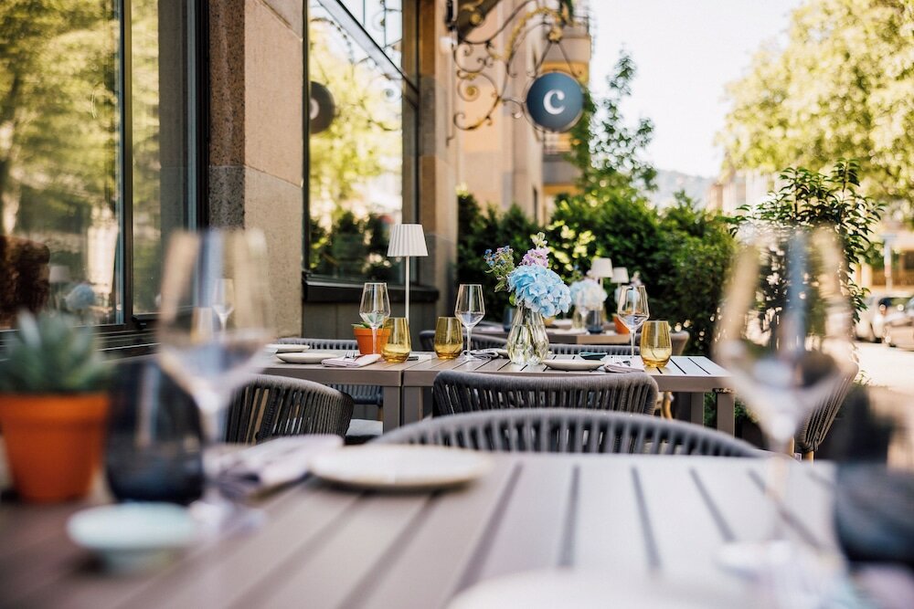 Фото Neues Schloss Privat Hotel Zurich, Autograph Collection