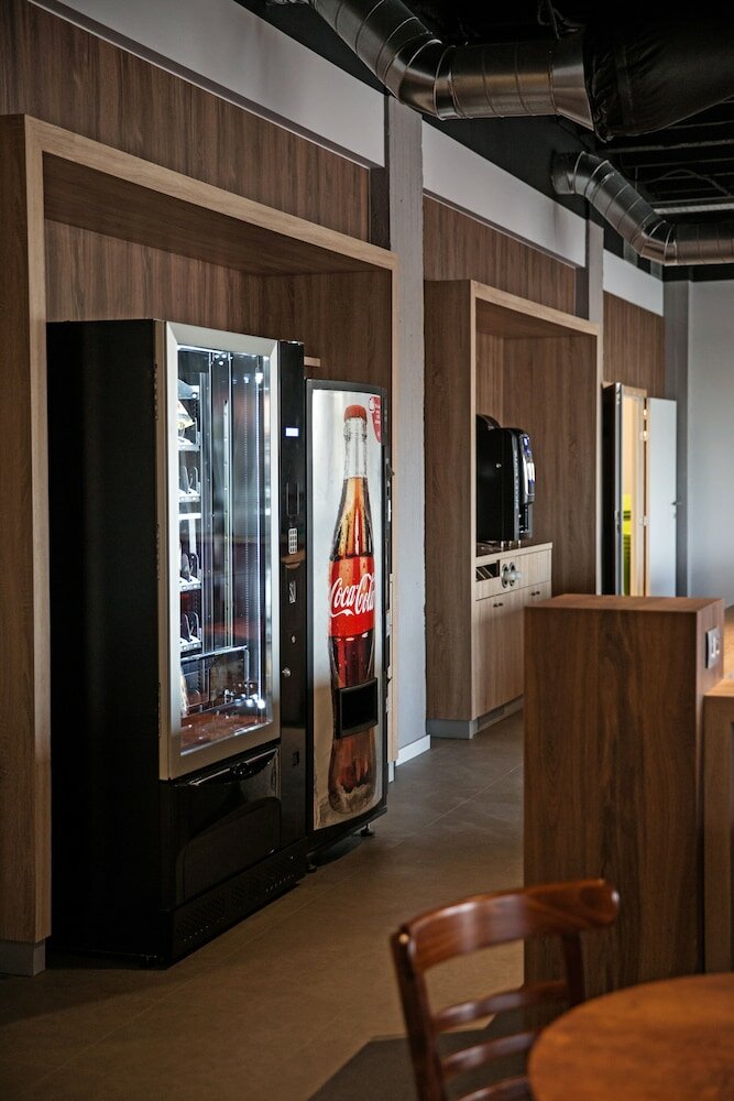 Фото Antwerp Harbour Hotel