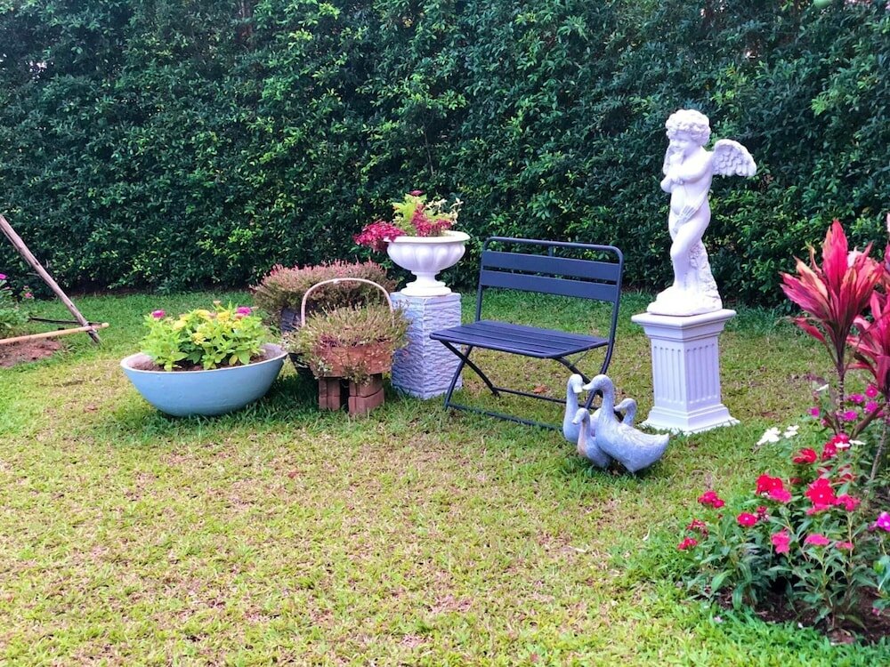 Фото Little Cottage