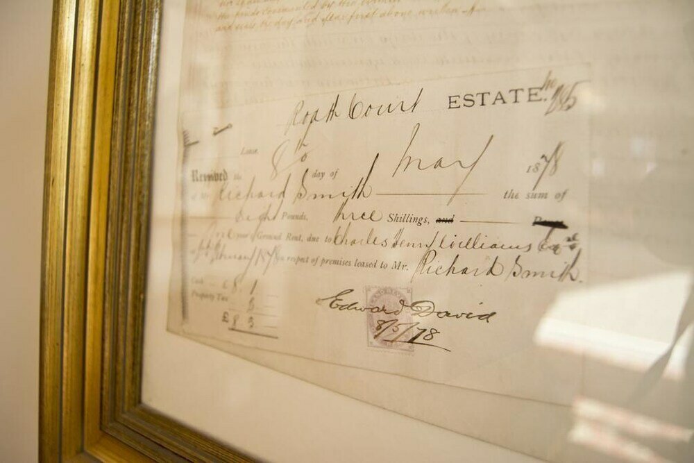 Фото Crofts Hotel