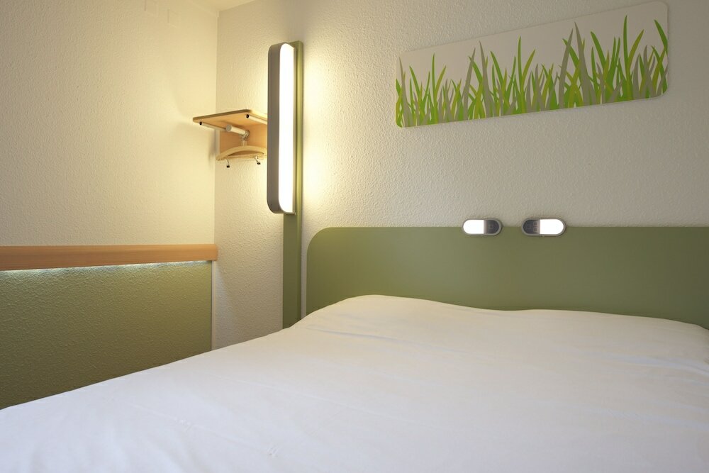 Фото ibis budget Pau Est
