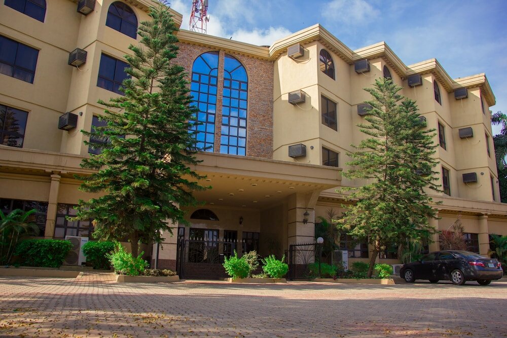 Фото отеля 1