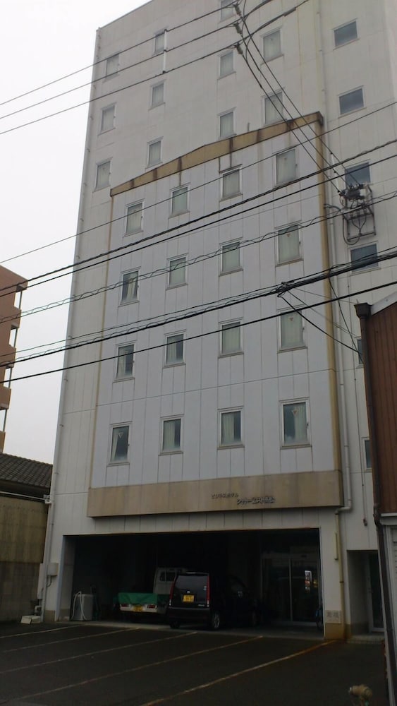 Фото Business Hotel Chateau Est Takamatsu