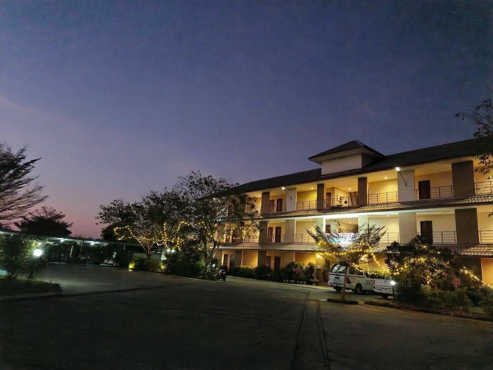 Фото Bumnsaya Place