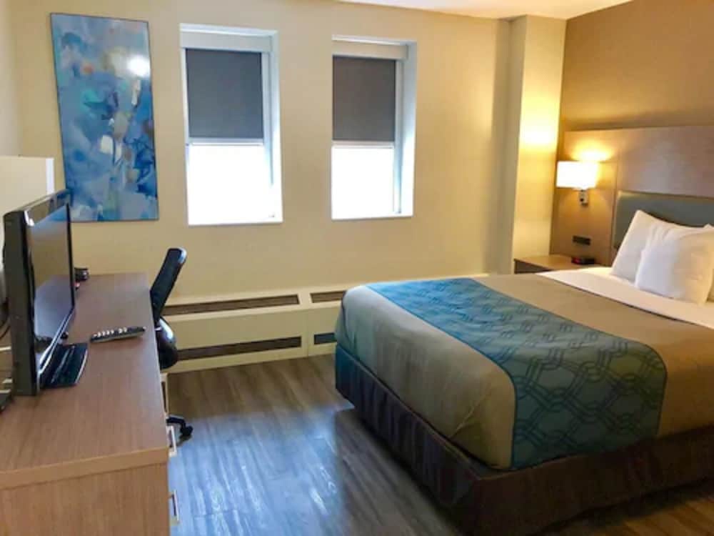 Фото EconoLodge Downtown Toronto