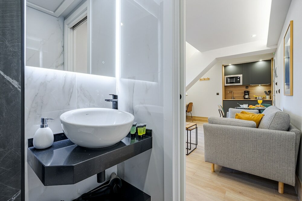 Фото Feelathome Ventas Suites