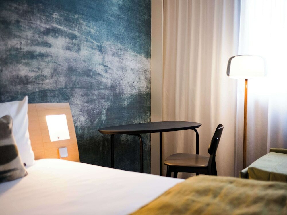 Фото Novotel Bayeux