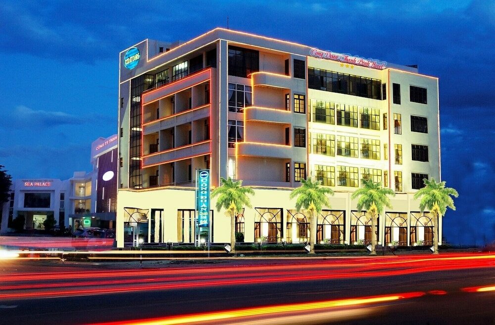 Фото отеля 1