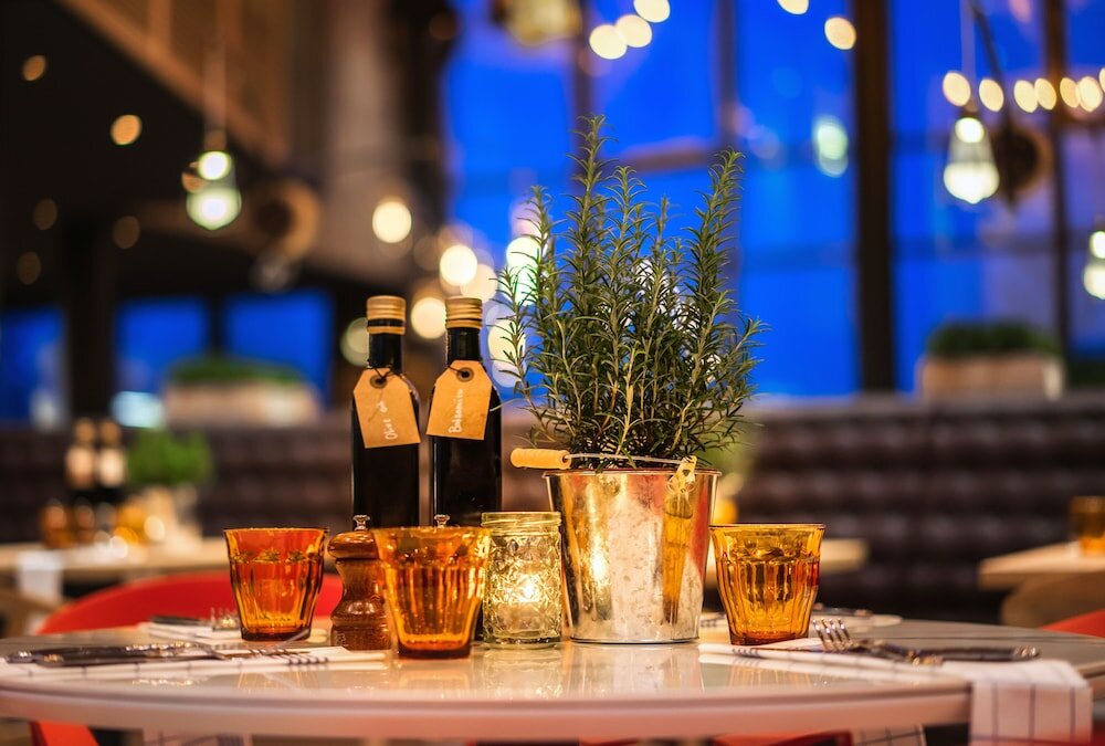 Фото Park Inn by Radisson Zurich Airport