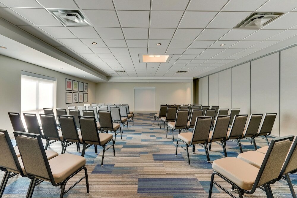 Фото Holiday Inn Express & Suites Dawsonville, an Ihg Hotel