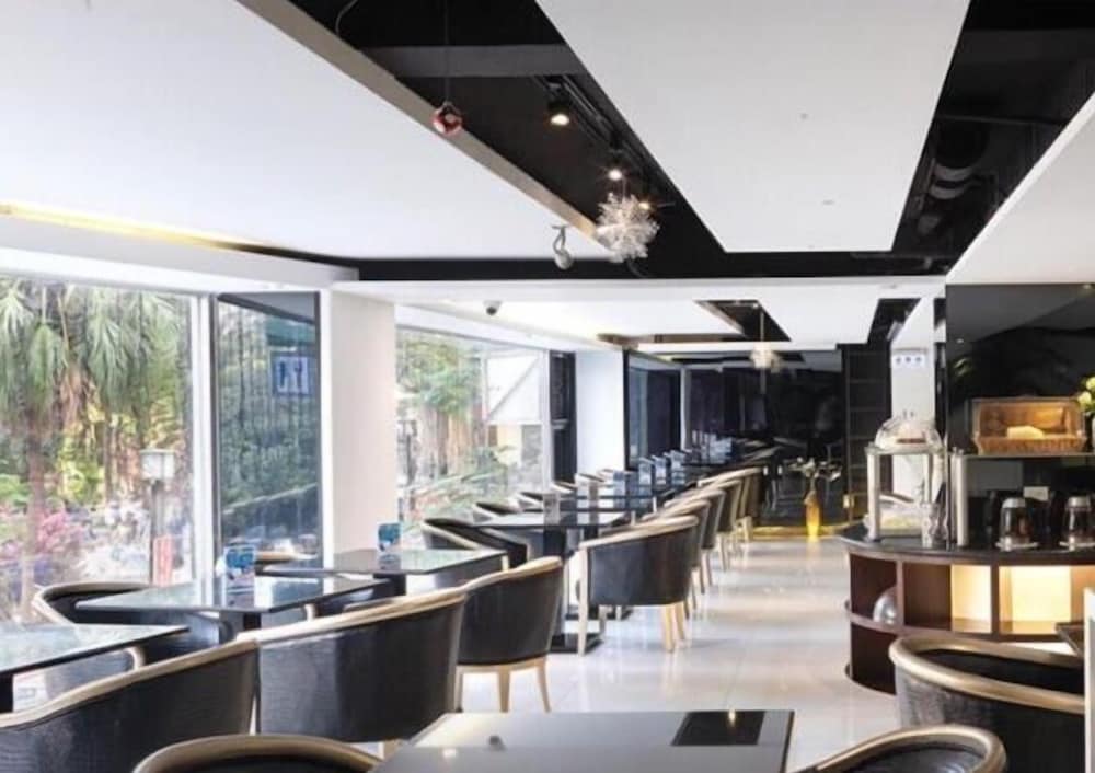 Фото Jbg Hotspring Resort Hotel