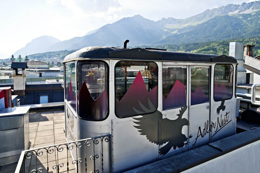 Фото Hotel Schwarzer Adler