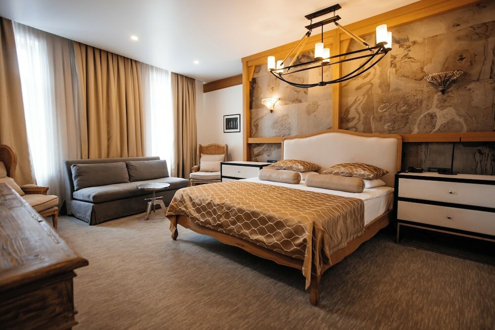 Фото Shirvanshah 