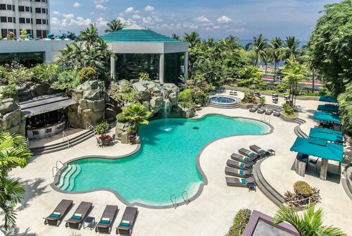 Внешний вид отеля Diamond Hotel Philippines в Маниле, фото 2