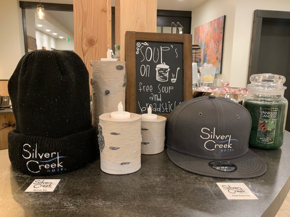 Фото Silver Creek Hotel