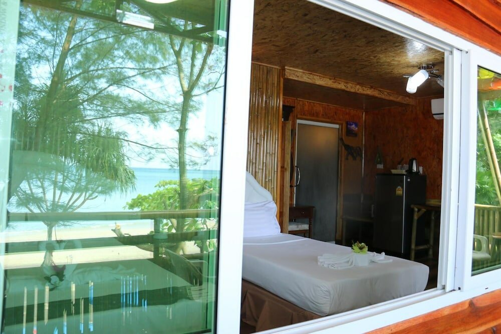 Фото Ruan Mai Naiyang Beach Resort