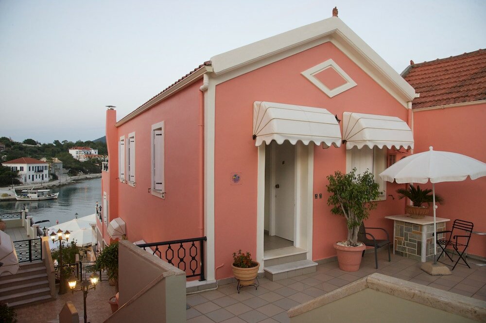 Фото Fiscardo Studios