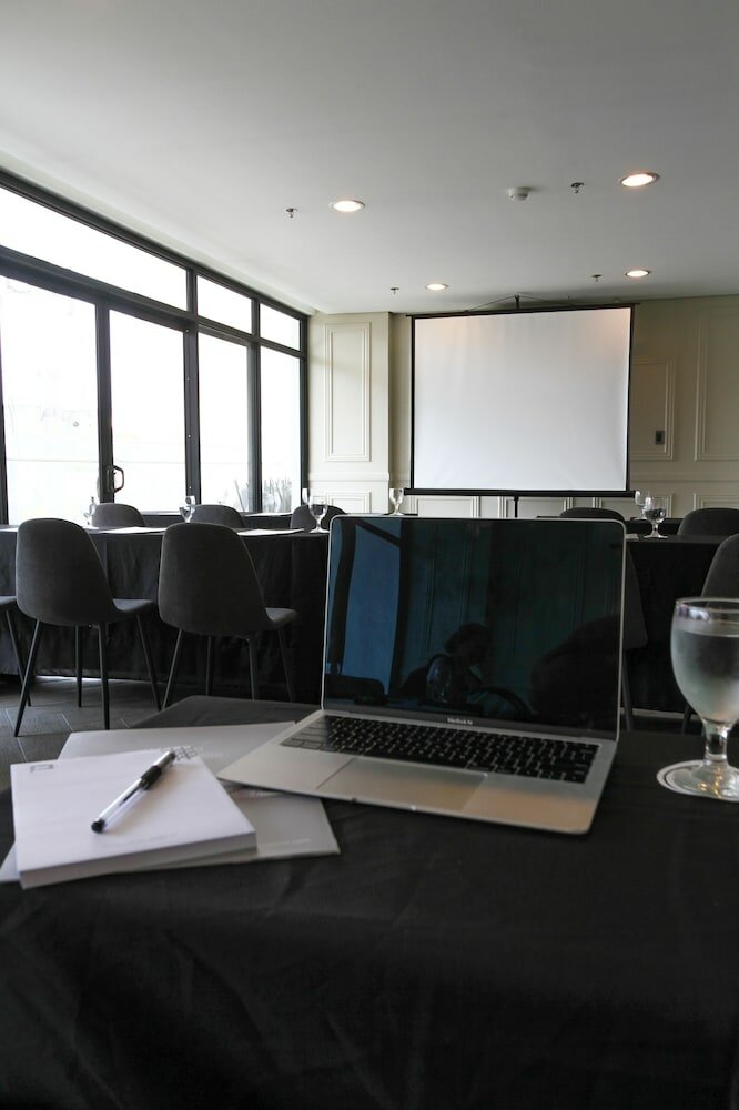 Фото Privato Makati