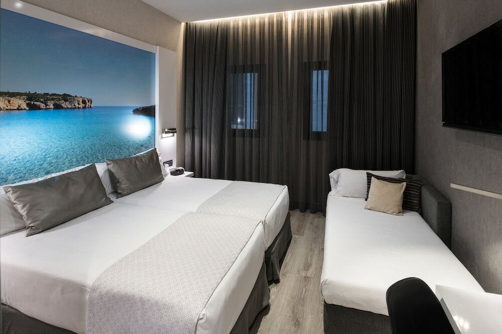 Фото Catalonia Gran Via BCN