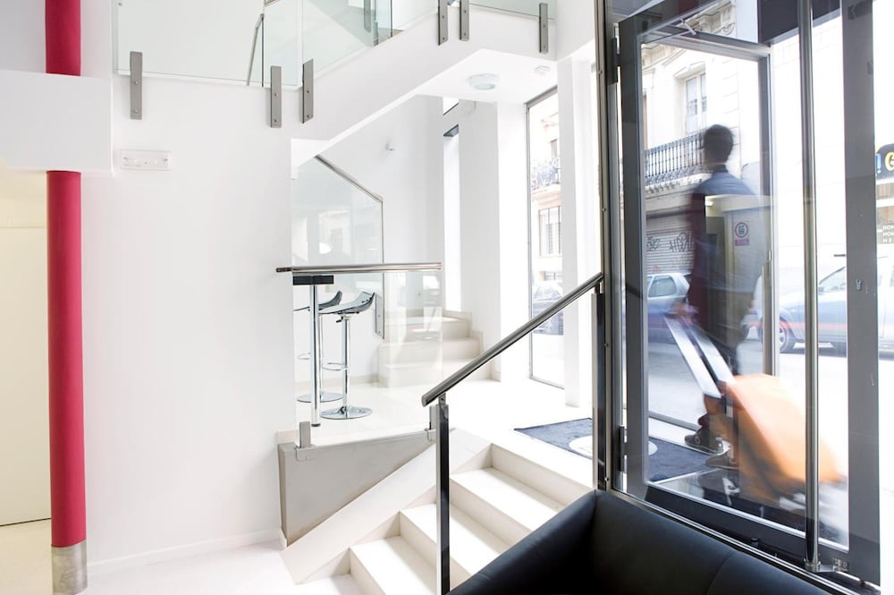 Фото Live And Dream Hostel