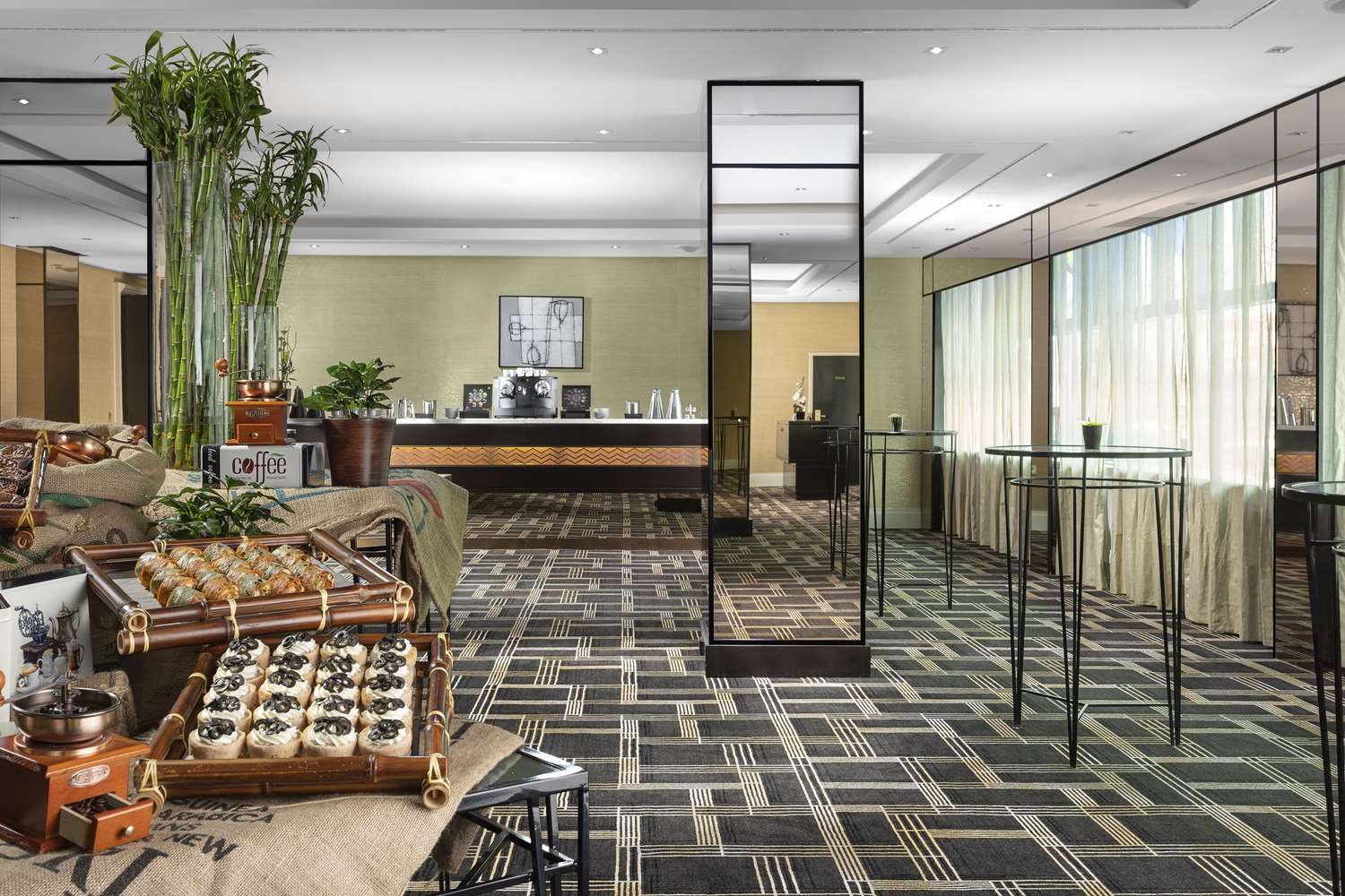 Фото Hilton Prague Old Town