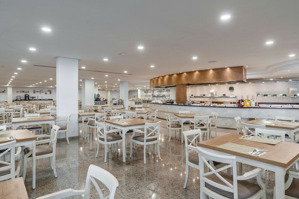 Фото Alua Gran Camp de Mar