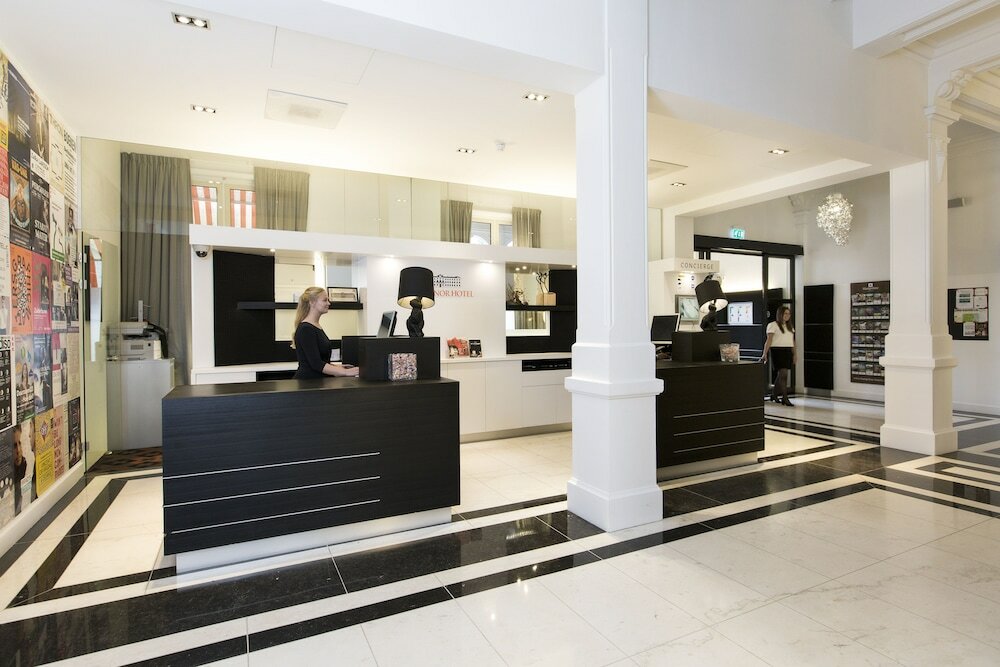 Фото The Manor Amsterdam