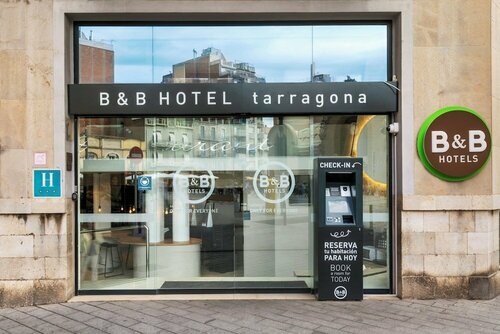 Внешний вид отеля B&b Hotel Tarragona Centro Urbis в Таррагоне, фото 3