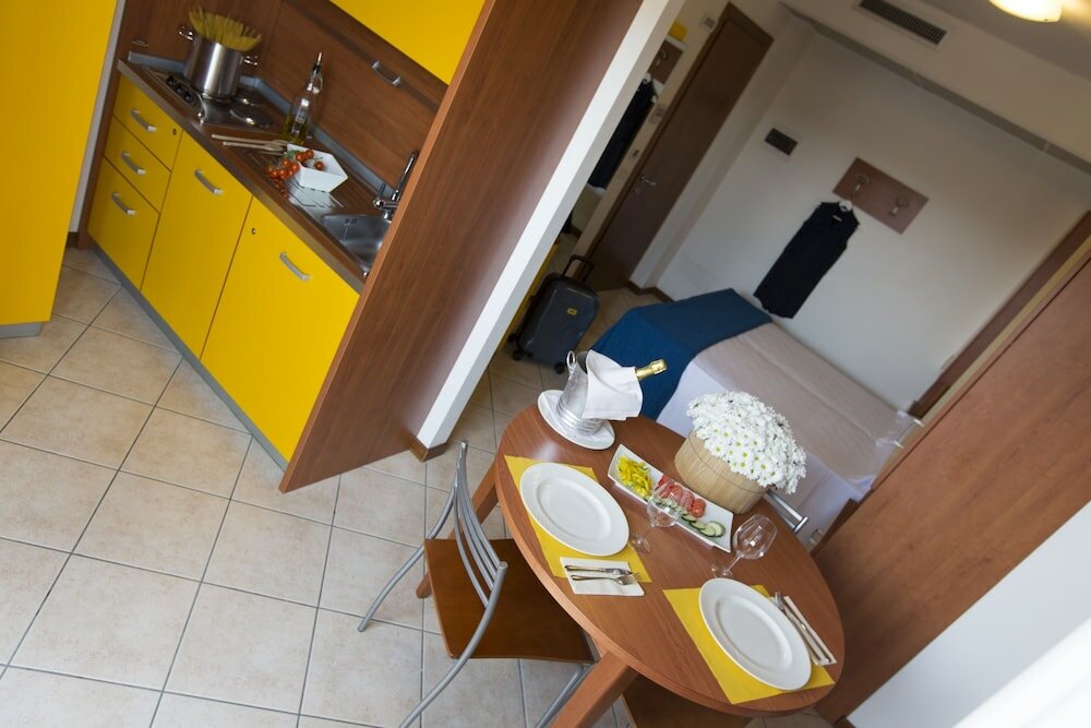 Фото Aparthotel Sheila