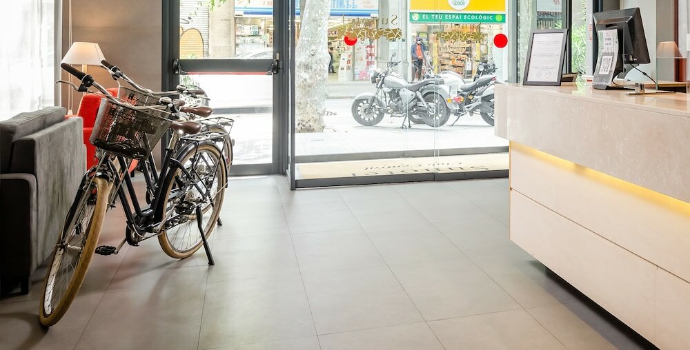 Фото Petit Palace Eixample