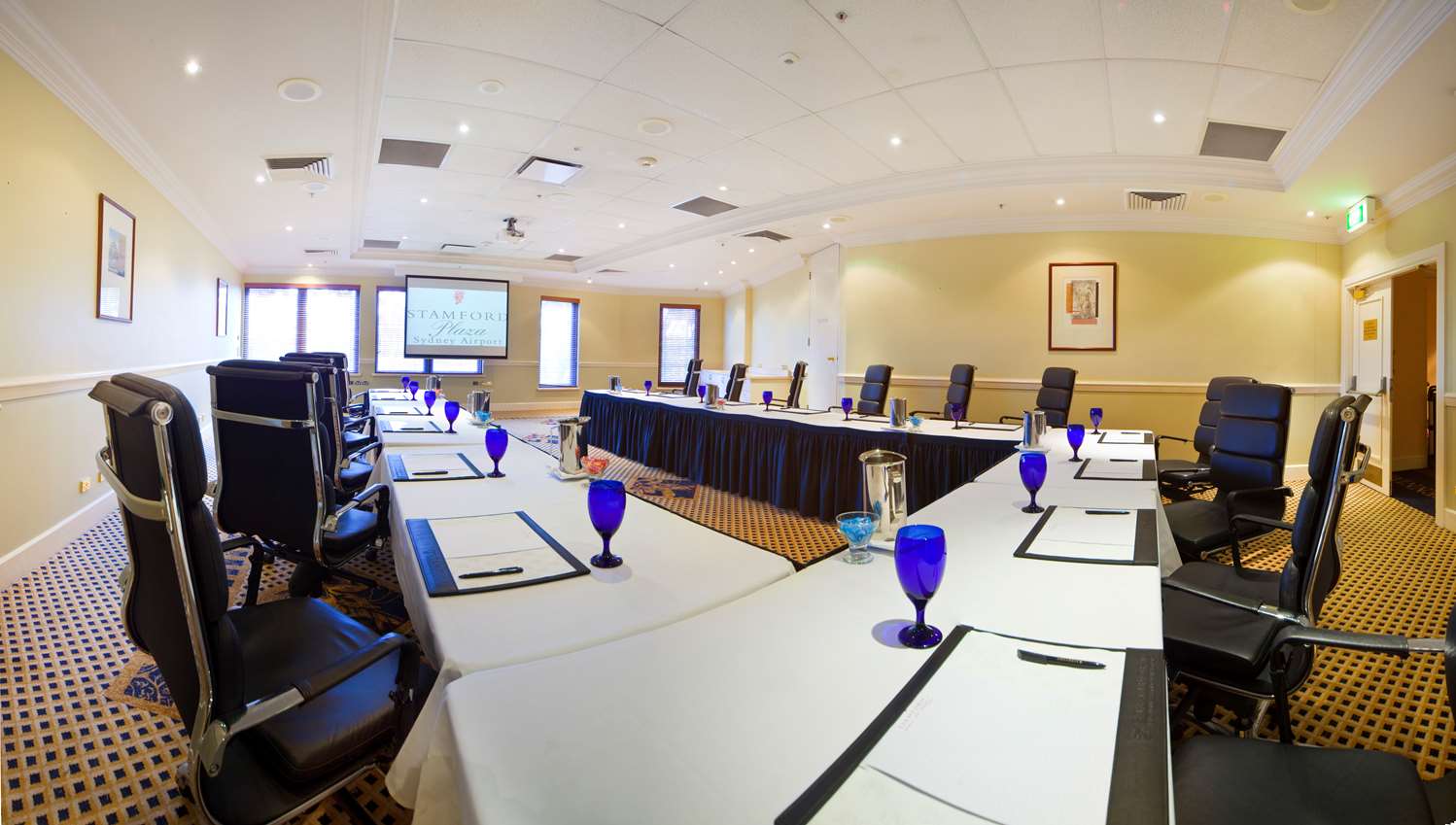 Фото Stamford Plaza Sydney Airport Hotel & Conference Centre