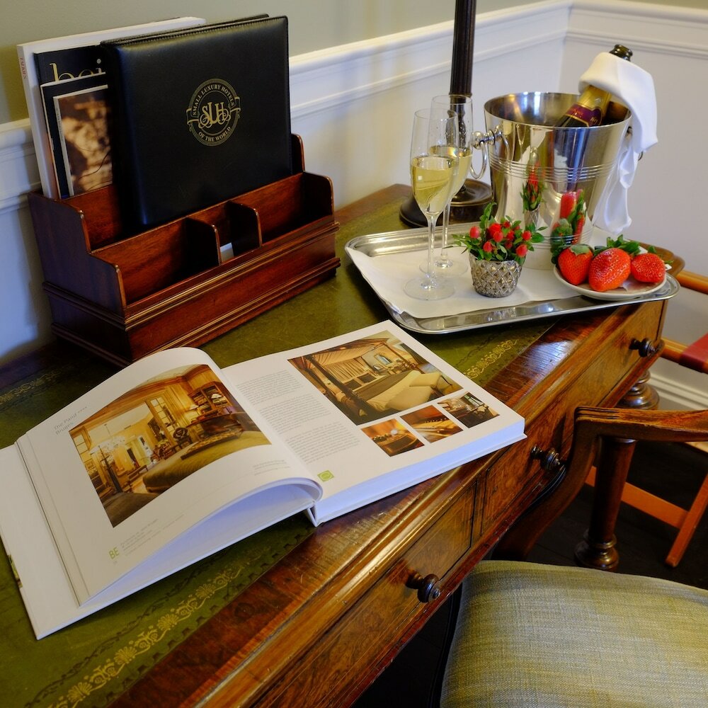 Фото The Pand Hotel