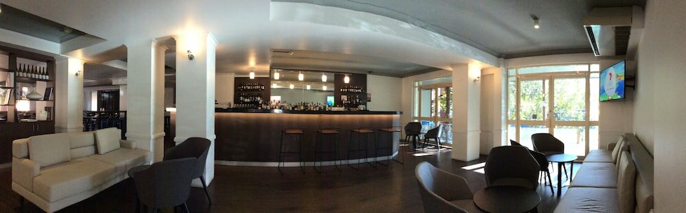 Фото CKS Sydney Airport Hotel