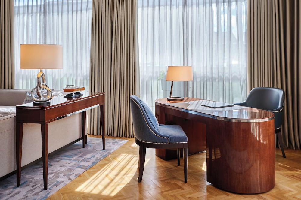 Фото The Ritz-Carlton, Budapest