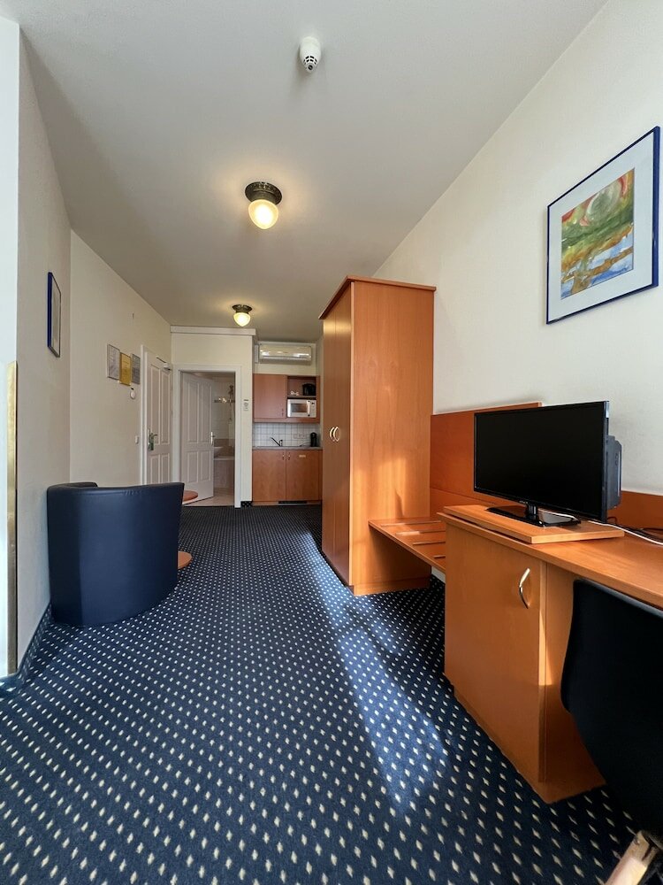 Фото Suite Hotel 900m zur Oper
