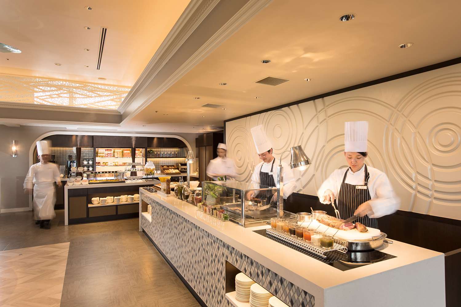 Фото DoubleTree by Hilton Hotel Naha Shuri Castle