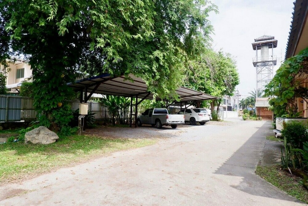 Фото Palm Chalet Resort