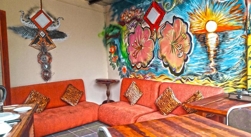 Фото Central City Hostel