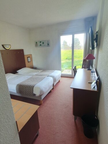 Гостиница Logis De La Loire в Ансенях