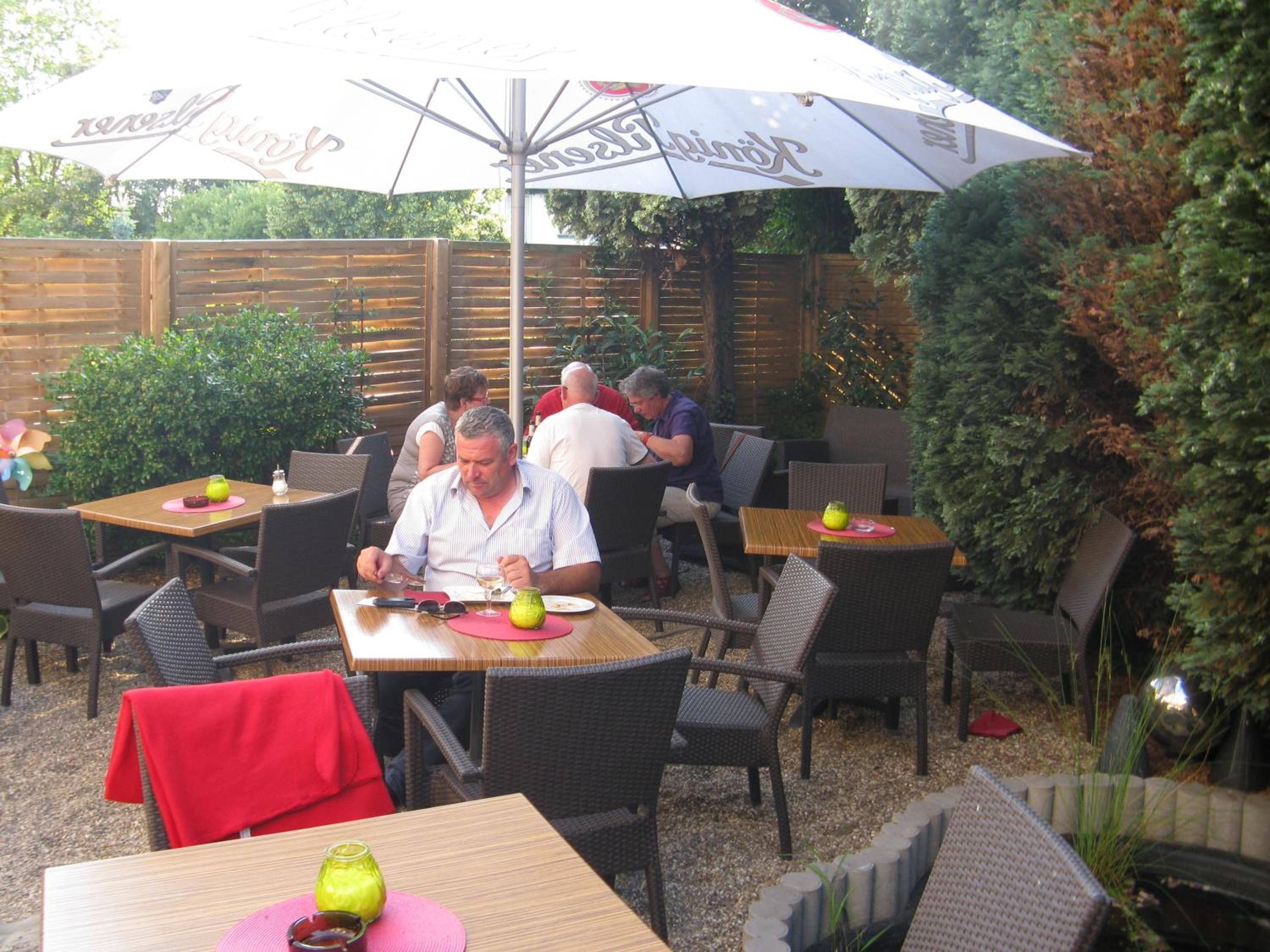 Фото Art Inn Hotel Dinslaken