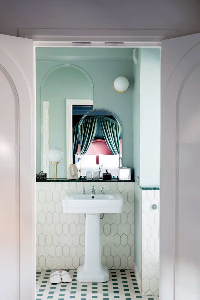 Фото Hôtel Des Grands Boulevards