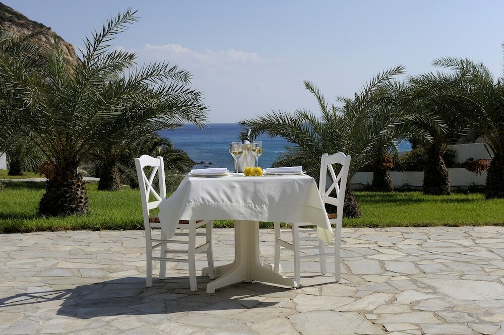 Фото Golden Milos Beach