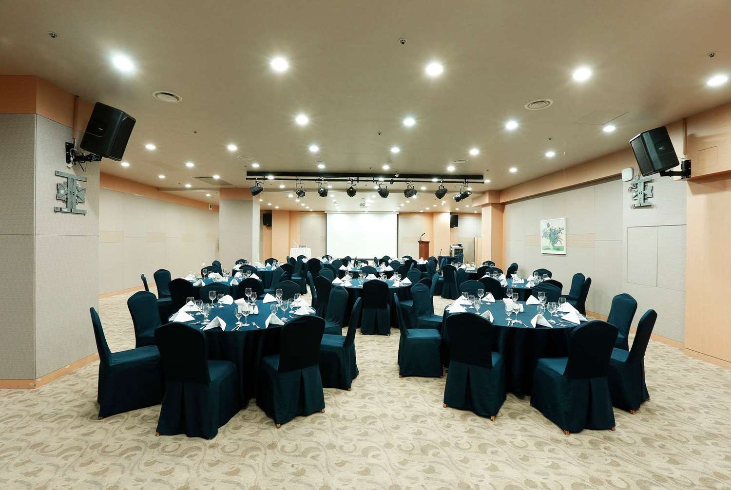 Фото Ramada by Wyndham Seoul Dongdaemun