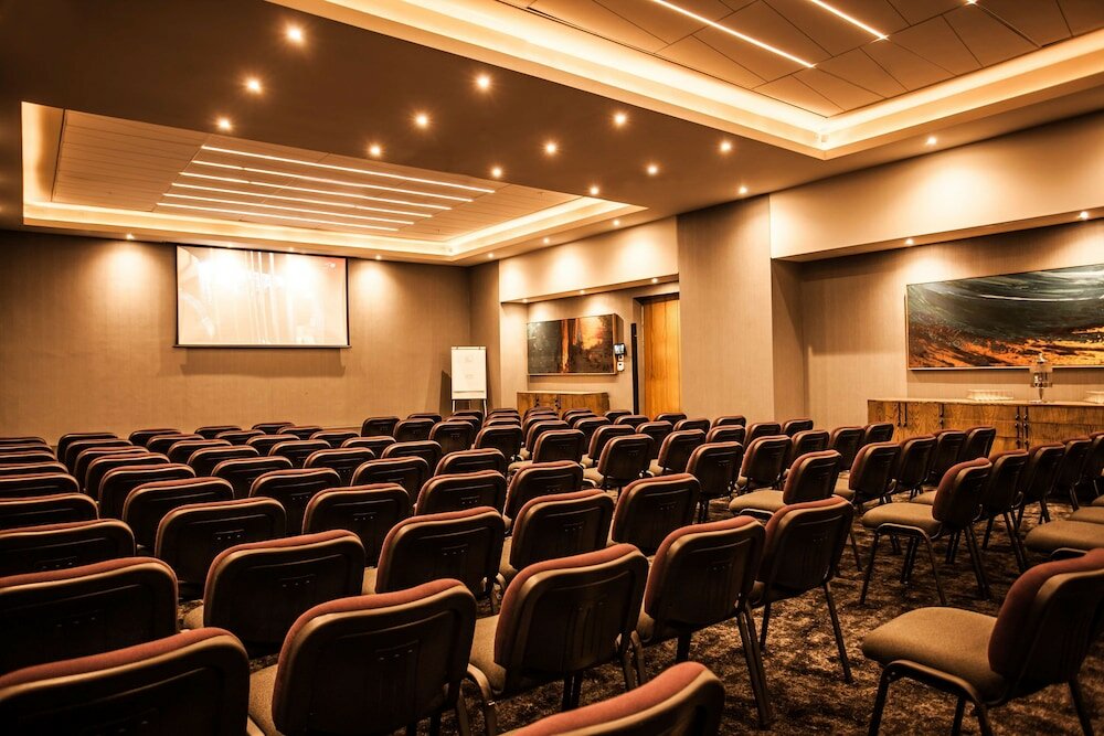 Фото SunSquare Cape Town City Bowl Hotel