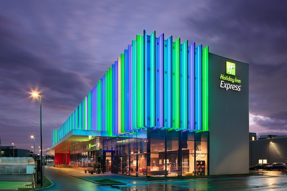 Фото Holiday Inn Express - Aarburg - Oftringen, an Ihg Hotel