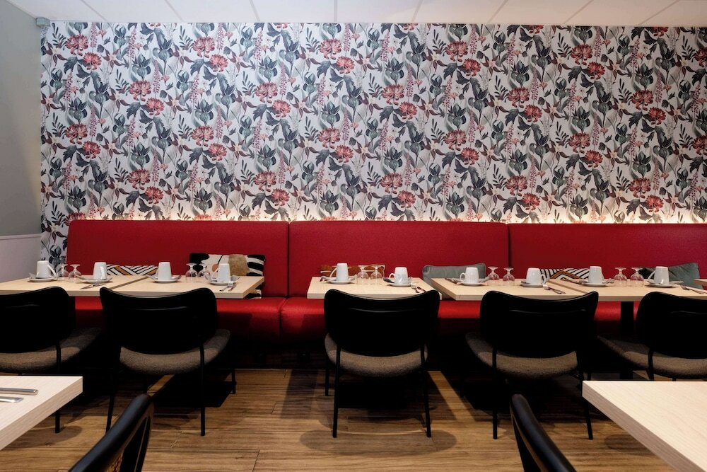 Фото Kyriad Paris 10 - Canal Saint Martin - Republique