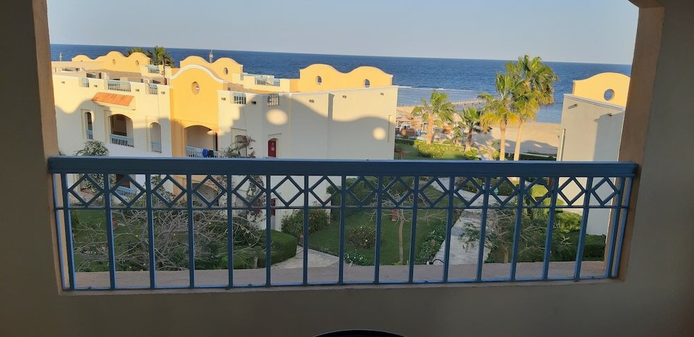 Фото Concorde Moreen Beach Resort & SPA