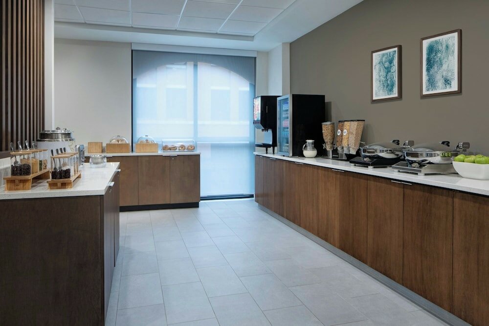 Фото SpringHill Suites Dallas Downtown West End