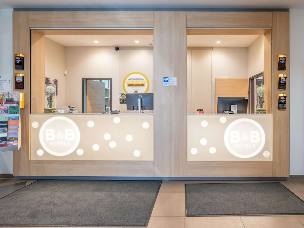 Фото B&b Hotel Stuttgart Bad Cannstatt