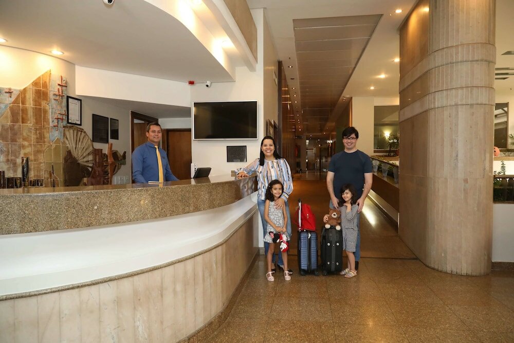 Фото Golden Tulip Goiania Address